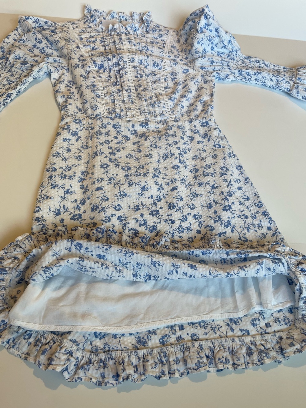 Laura Ashley x UO Maisy Mock Neck Mini Dress White Blue Floral Ruffle Eyelet XS - Picture 9 of 15